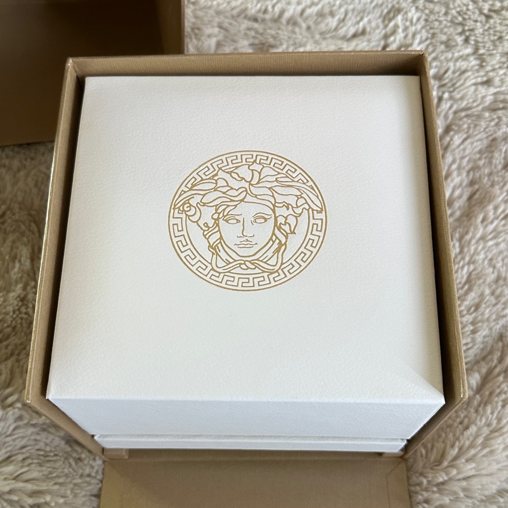 Like New Versace Green Chronograph Dial Two-tone Stainless Steel Watch - Picture 12 of 13